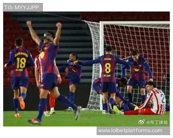 中超联赛精彩对决巴萨与曼联战成平局乌龙球引发全场热议