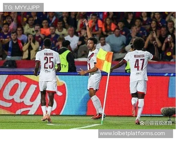 意甲精彩对决利物浦与巴萨战成平局神奇扑救引发全场欢呼