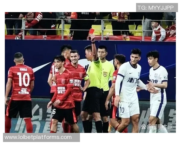 波尔图友谊赛大胜尤文图斯争议判罚引发全场热议